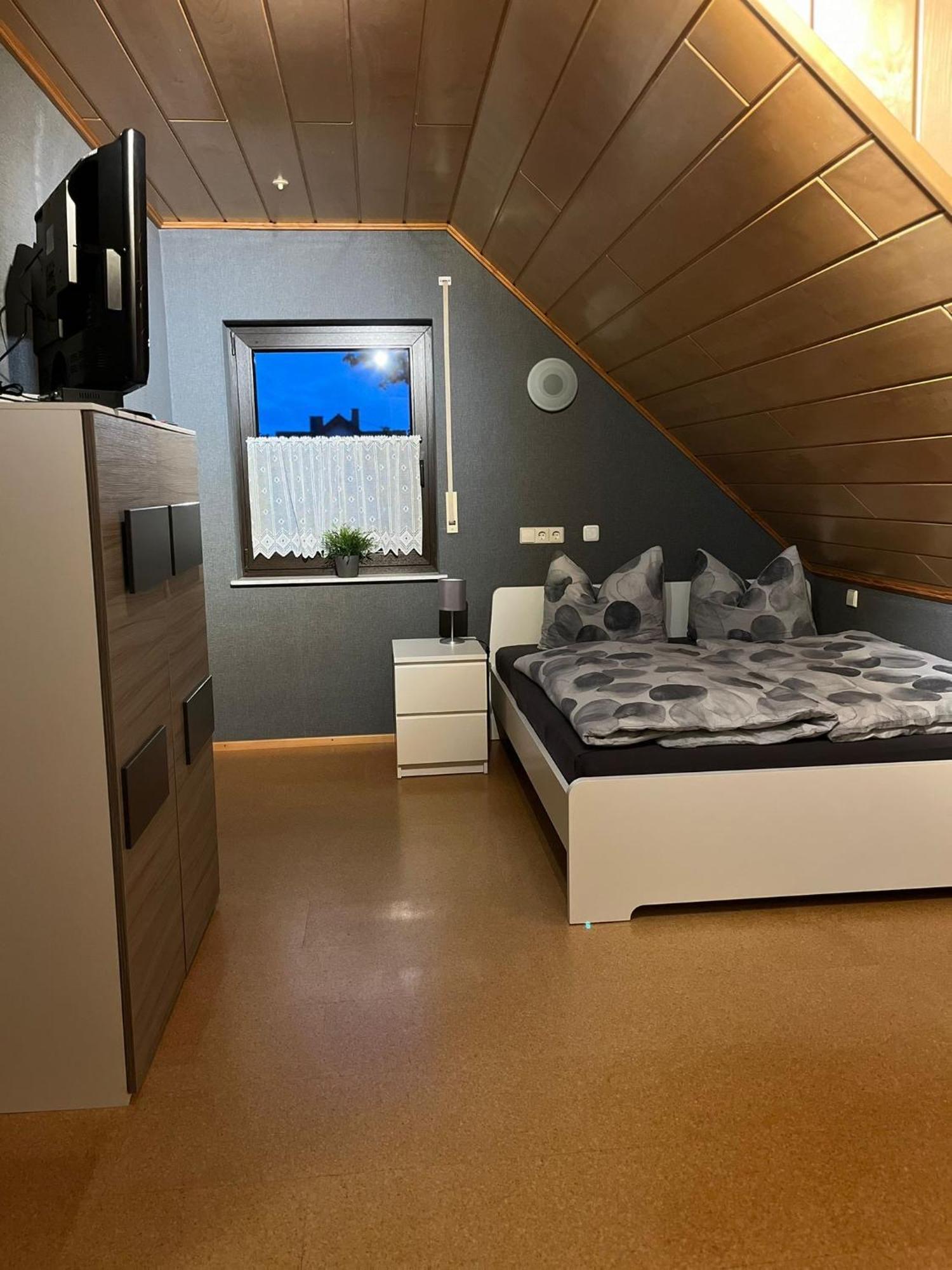 Kaisers Ferienhaus Kaifenheim Exteriör bild